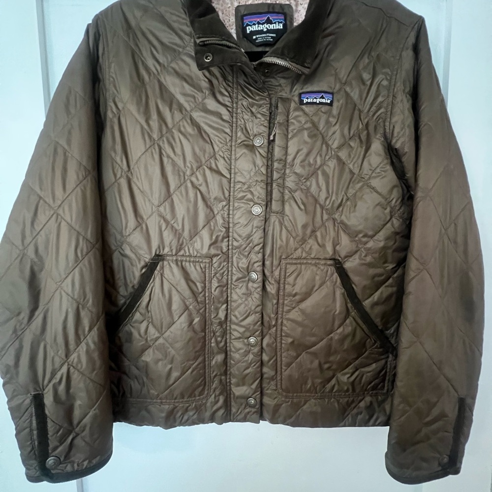 Patagonia Women’s Olive Quilted Pasture Jacket